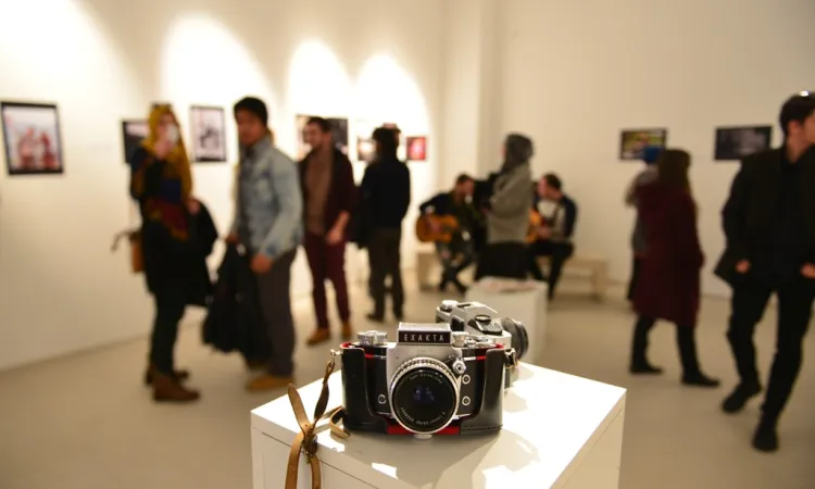 ''IUS Photowalk'' exhibition opened at IUS