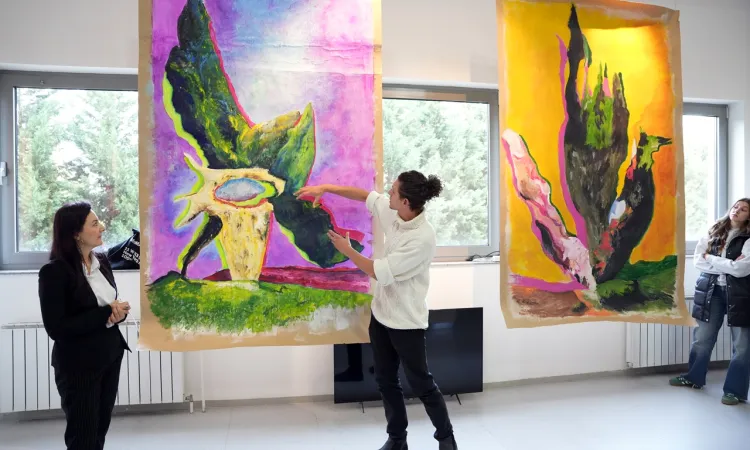 From Treskavica to the Canvas: IUS Alumnus Nino Lojpur Exhibits at His Alma Mater